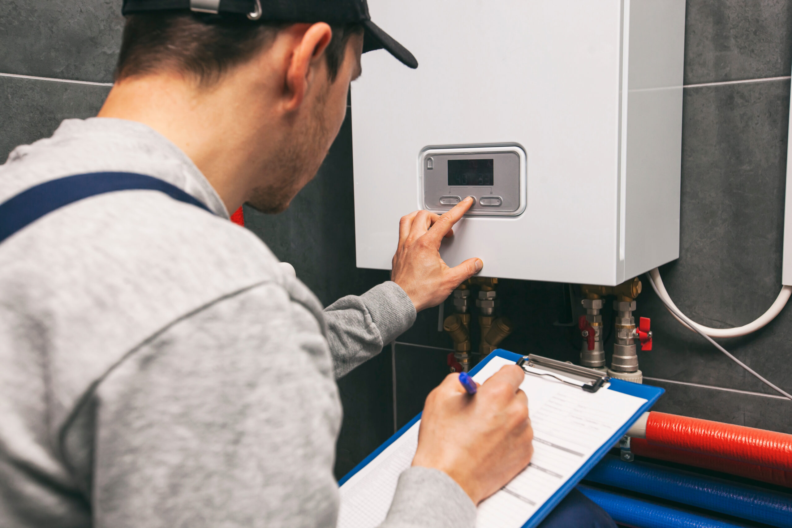 https://airsourceheatpumpmanchester.co.uk/wp-content/uploads/2025/10/AdobeStock_499565745-scaled.jpeg
