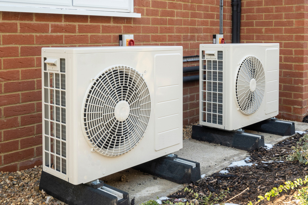 https://airsourceheatpumpmanchester.co.uk/wp-content/uploads/2025/10/air-source-heat-pump-1.jpg